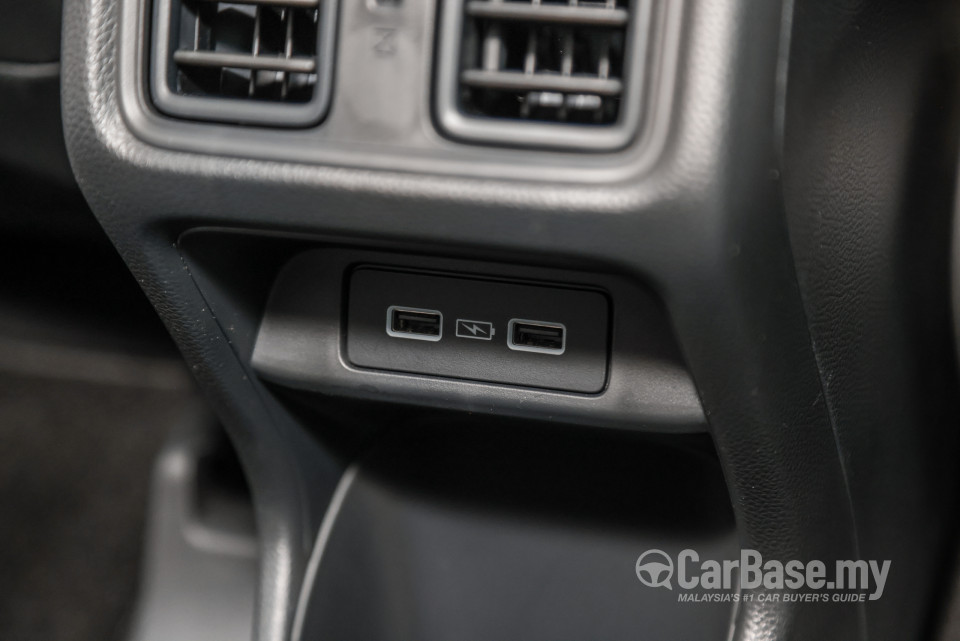 Honda HR-V RV (2022) Interior