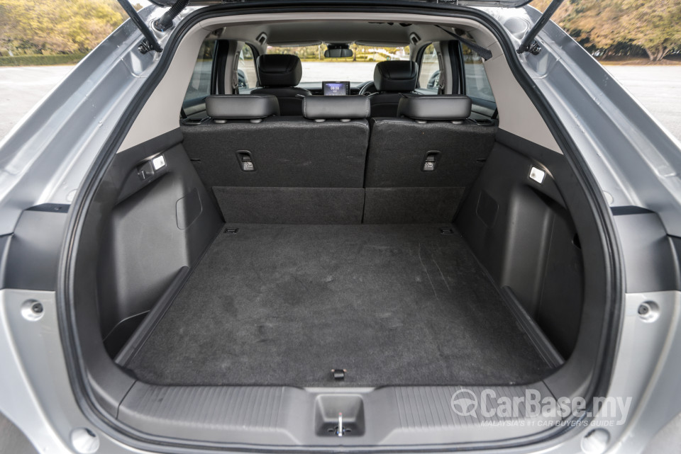 Honda HR-V RV (2022) Interior