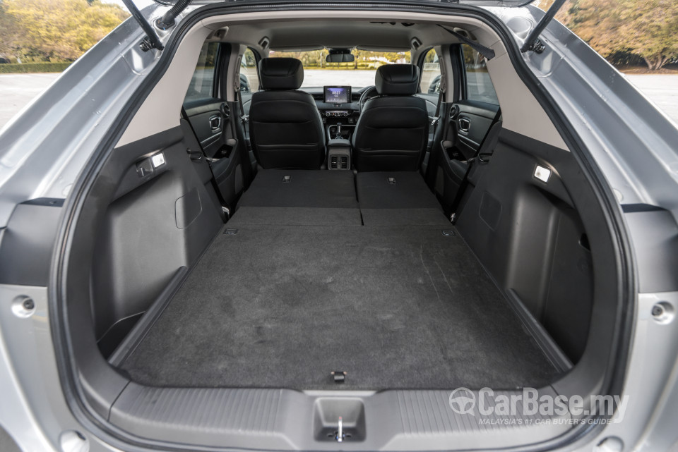 Honda HR-V RV (2022) Interior