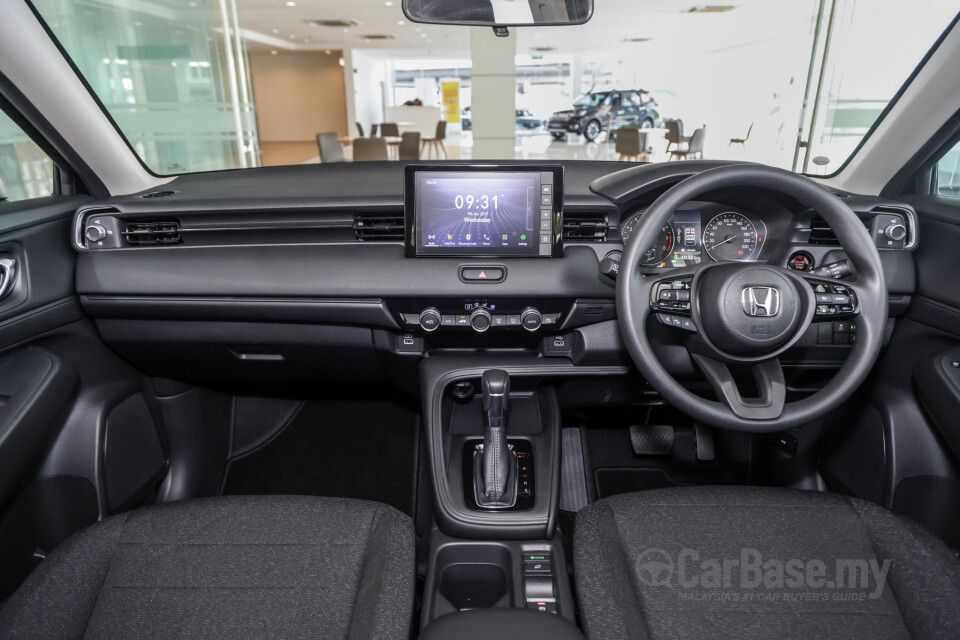 Honda HR-V RV (2022) Interior