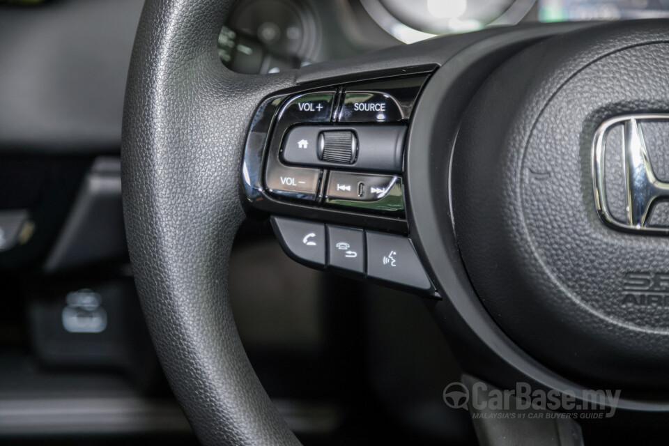 Honda HR-V RV (2022) Interior