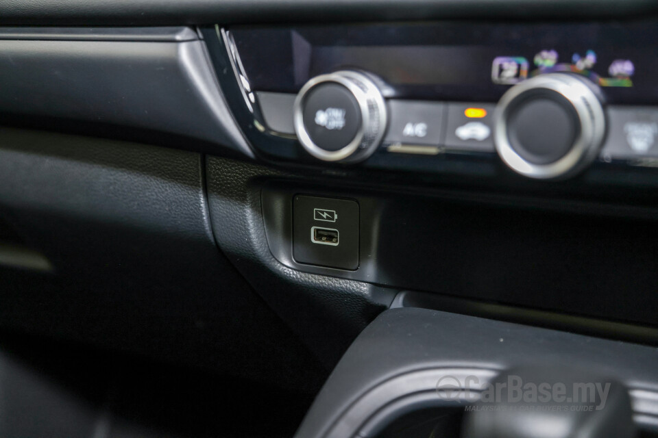 Honda HR-V RV (2022) Interior
