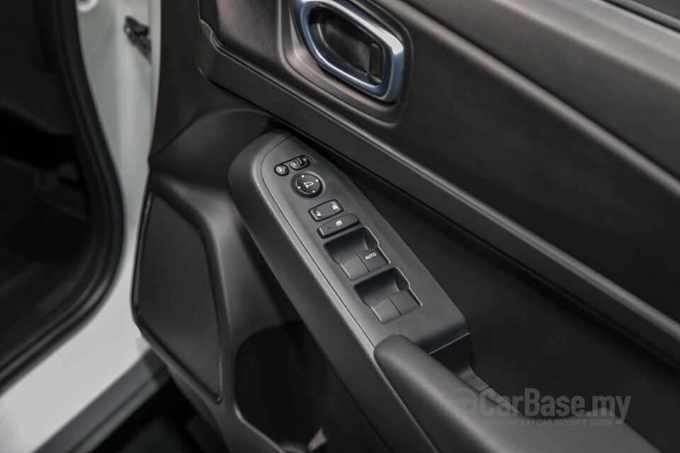 Honda HR-V RV (2022) Interior