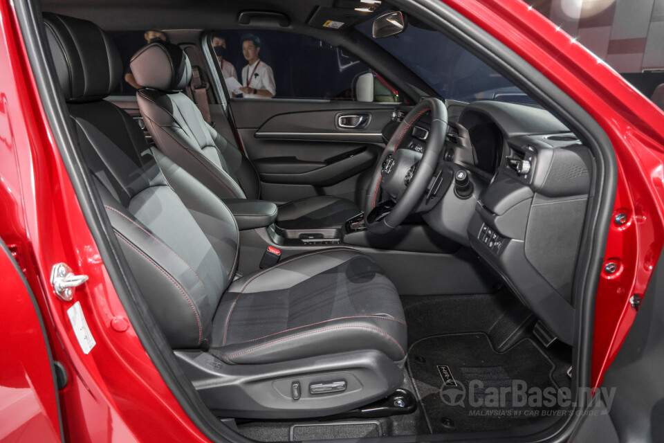 Honda HR-V RV (2022) Interior