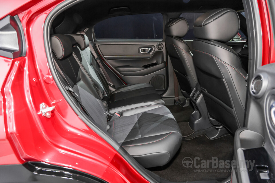 Honda HR-V RV (2022) Interior