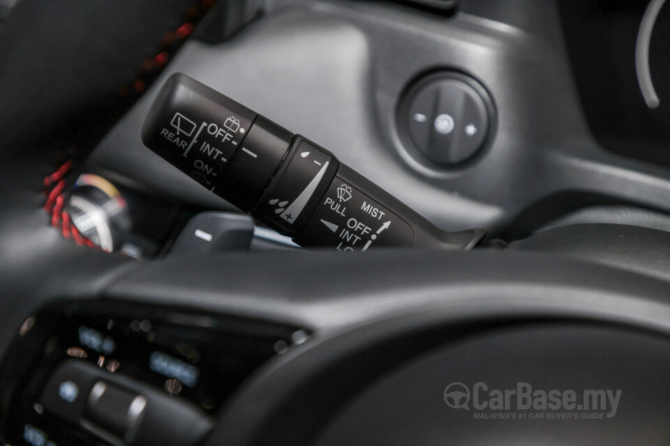 Honda HR-V RV (2022) Interior