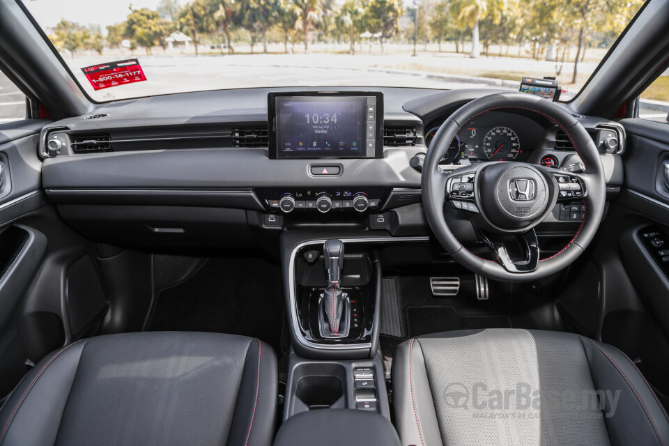 Honda HR-V RV (2022) Interior