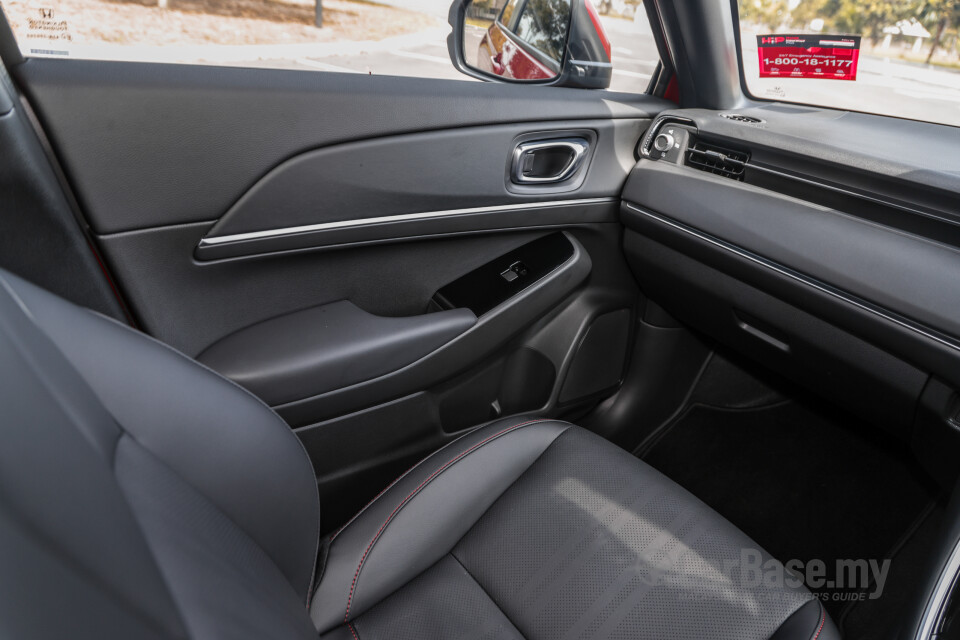 Honda HR-V RV (2022) Interior