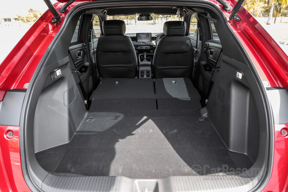 Honda HR-V RV (2022) Interior
