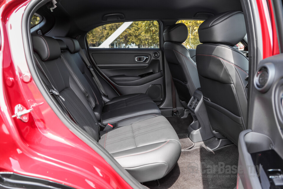 Honda HR-V RV (2022) Interior