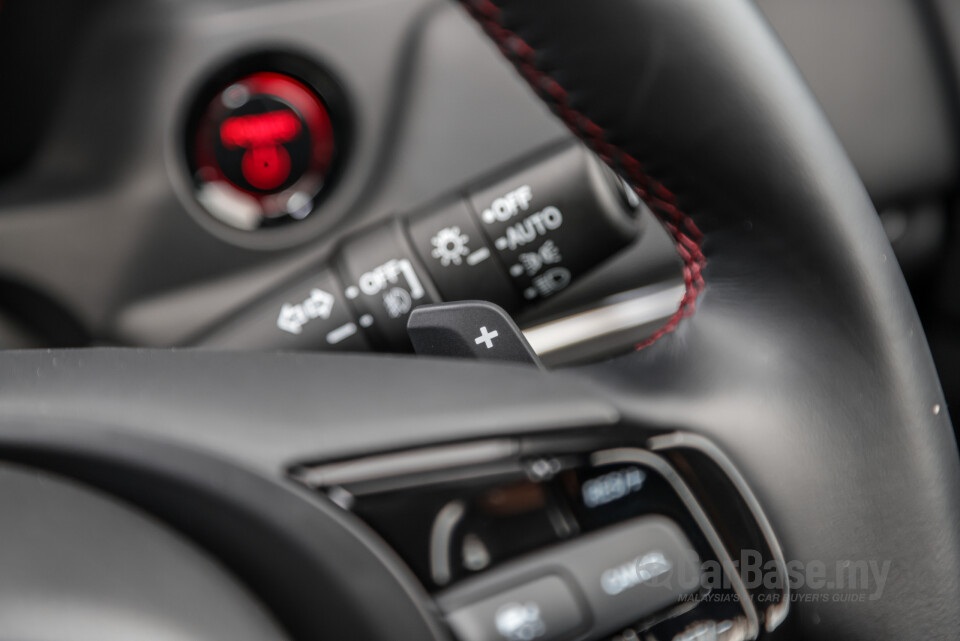 Honda HR-V RV (2022) Interior