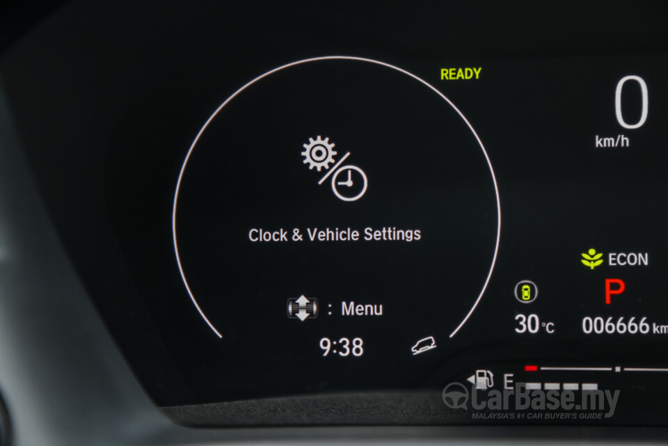 Honda HR-V RV (2022) Interior