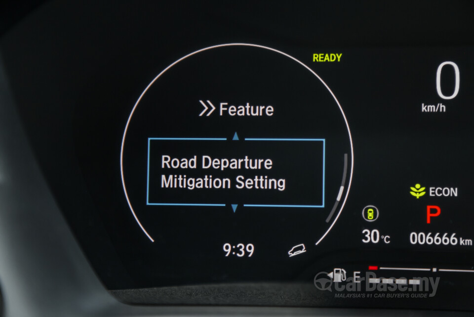 Honda HR-V RV (2022) Interior