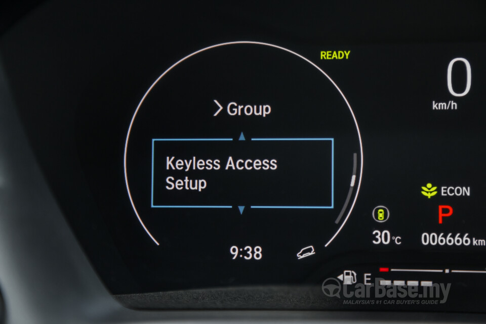Honda HR-V RV (2022) Interior