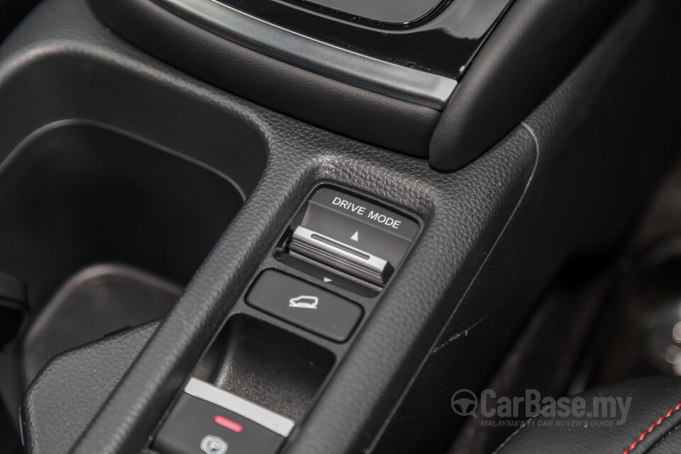 Honda HR-V RV (2022) Interior