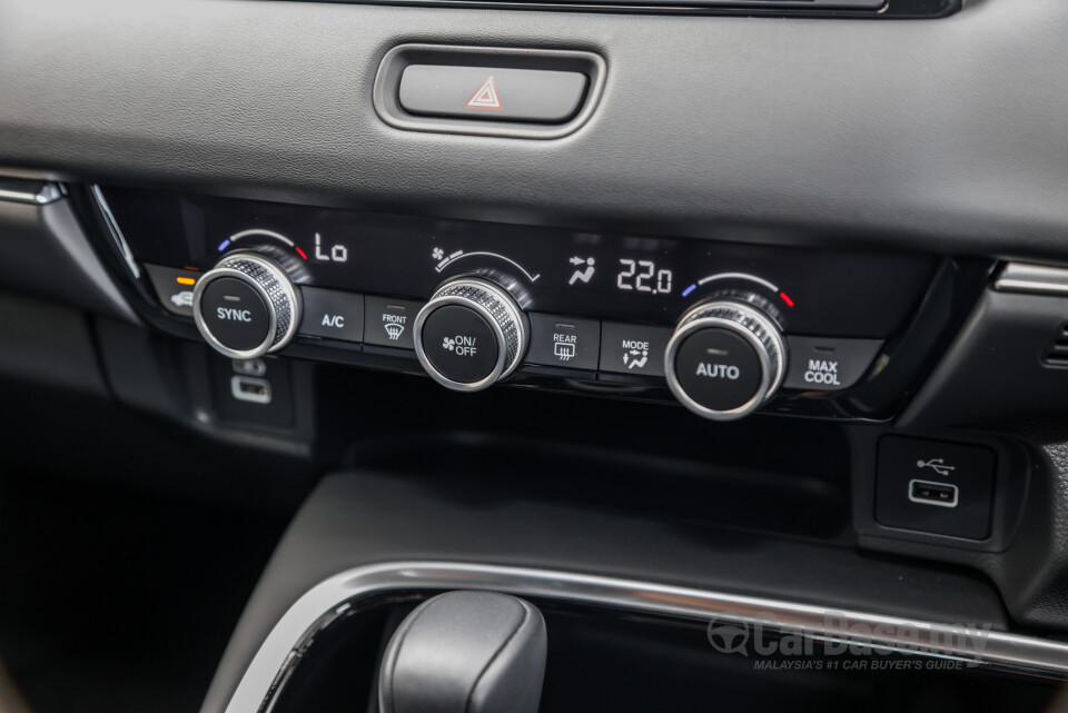 Honda HR-V RV (2022) Interior