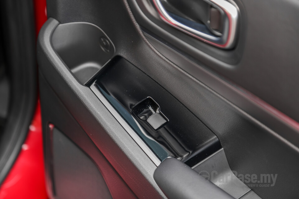 Honda HR-V RV (2022) Interior