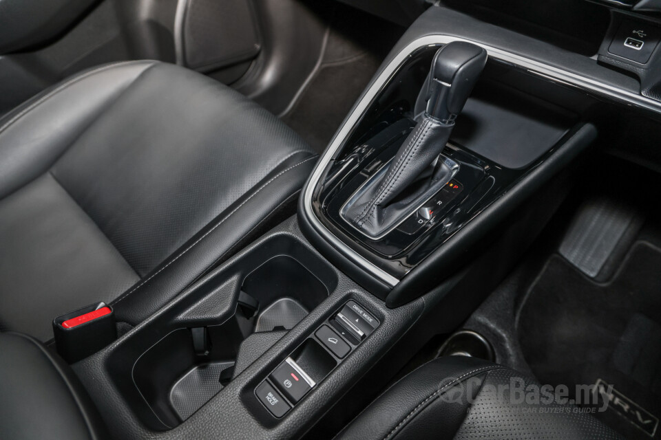 Honda HR-V RV (2022) Interior