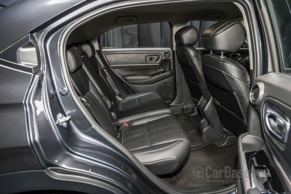 Honda HR-V RV (2022) Interior