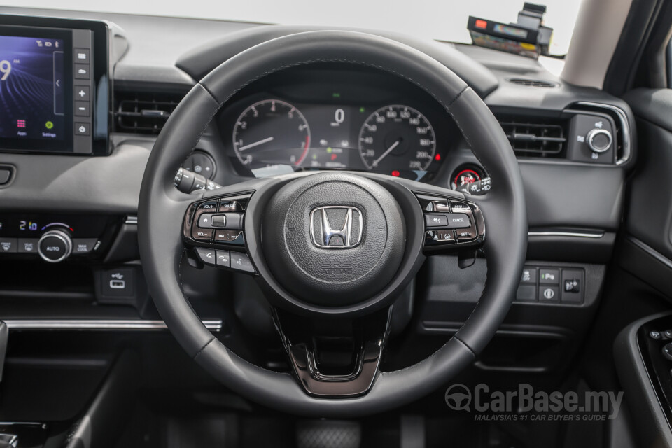 Honda HR-V RV (2022) Interior