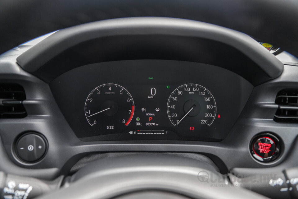 Honda HR-V RV (2022) Interior