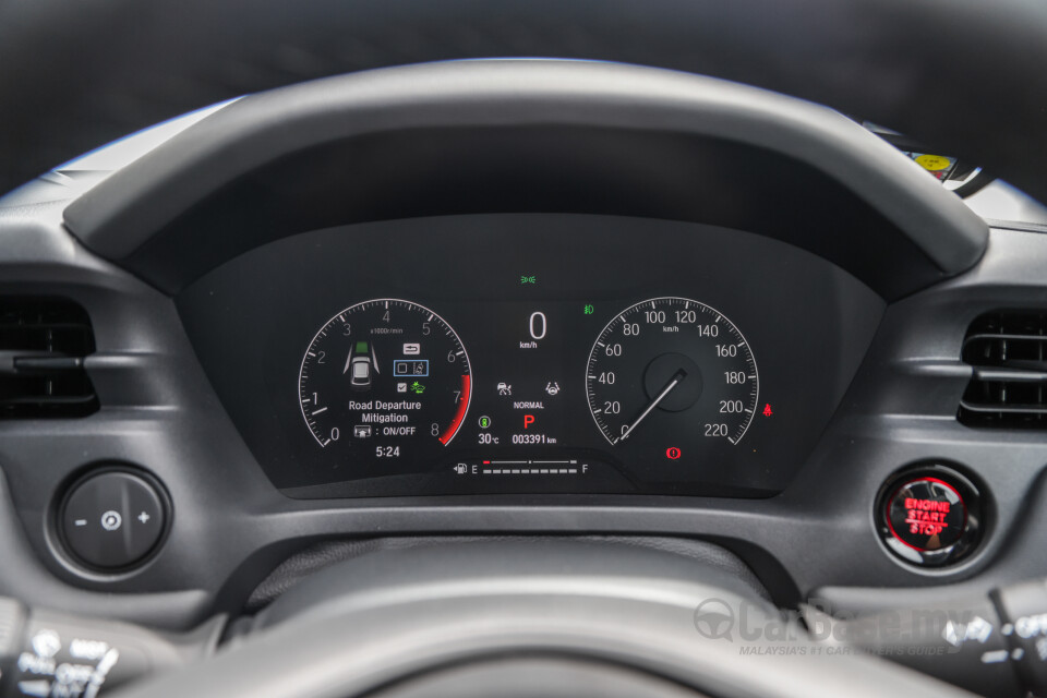 Honda HR-V RV (2022) Interior