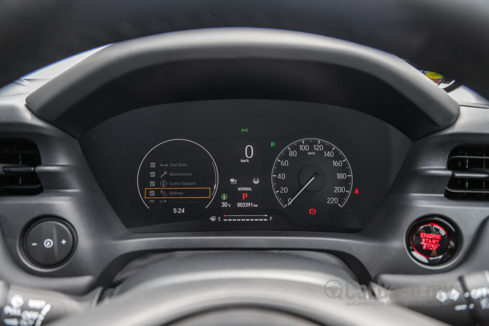 Honda HR-V RV (2022) Interior