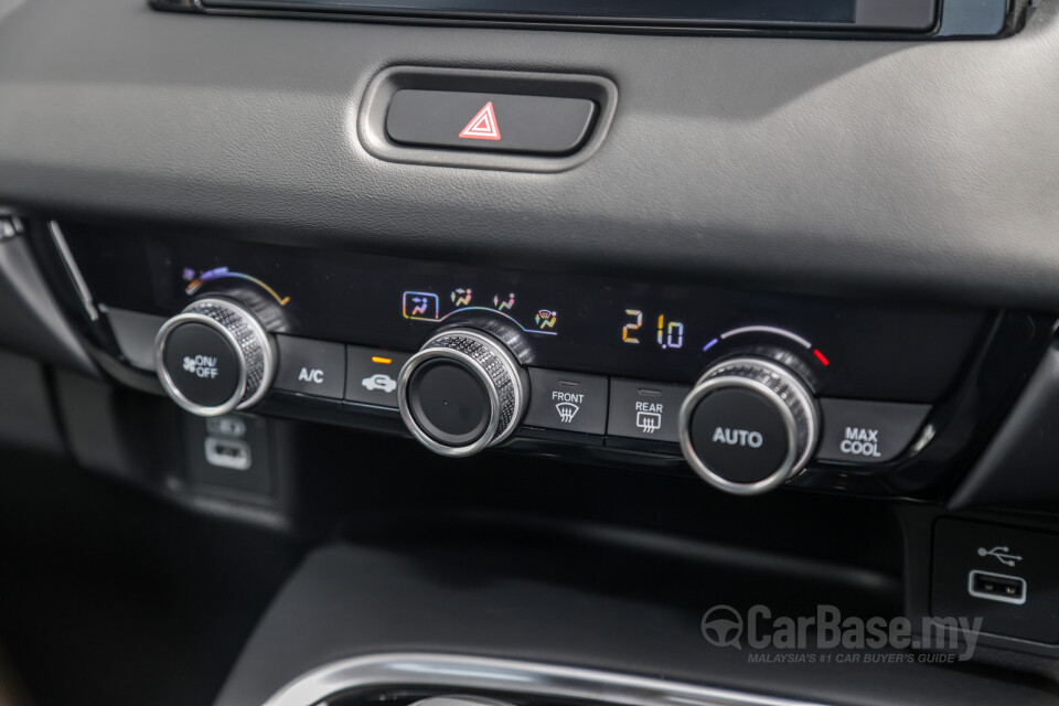 Honda HR-V RV (2022) Interior