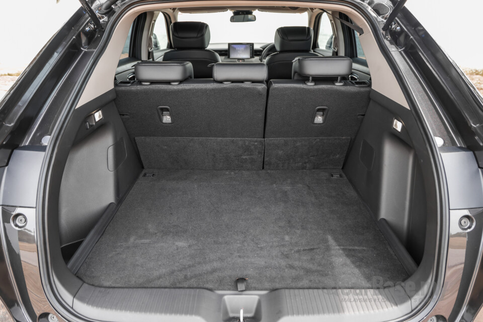 Honda HR-V RV (2022) Interior