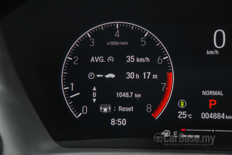 Honda HR-V RV (2022) Interior