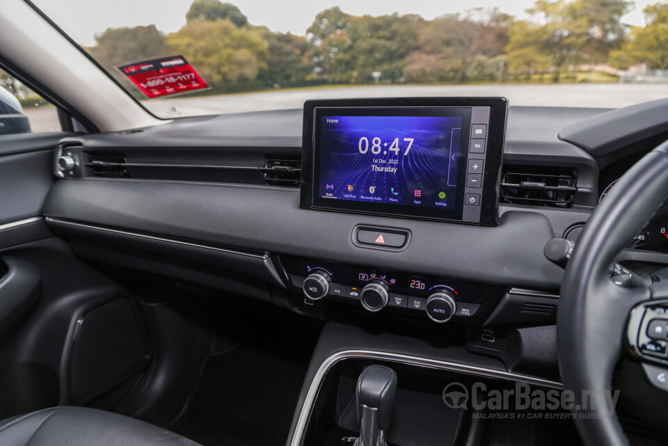 Honda HR-V RV (2022) Interior