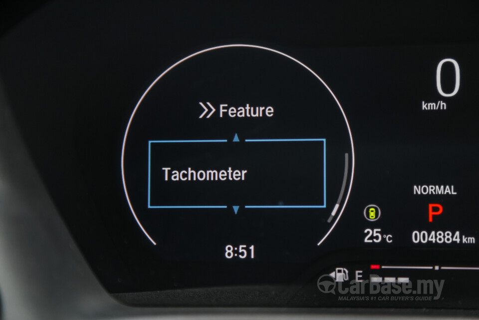 Honda HR-V RV (2022) Interior