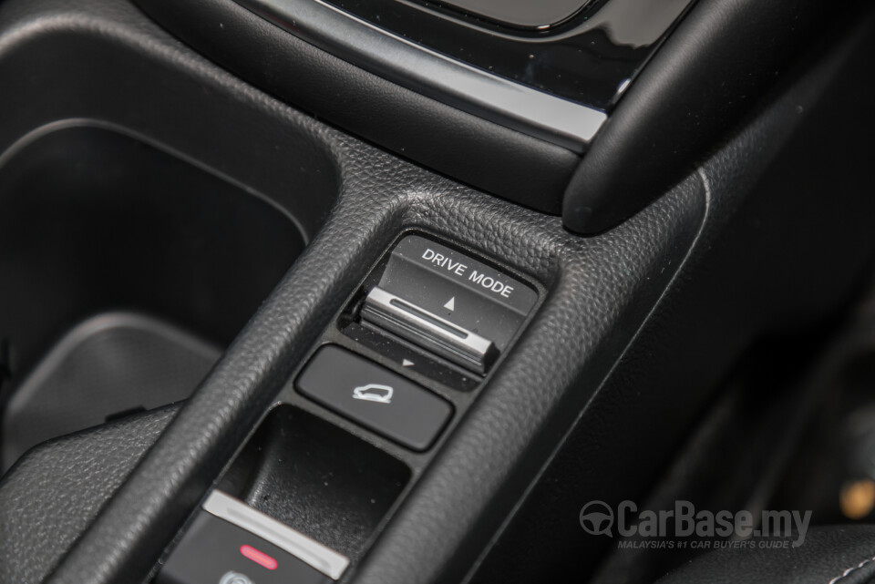 Honda HR-V RV (2022) Interior