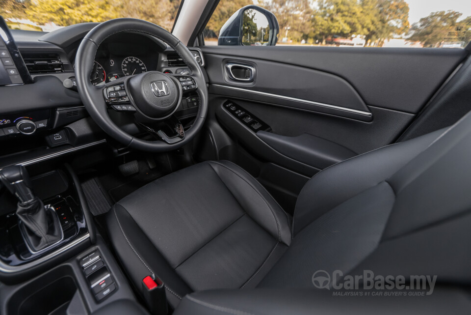 Honda HR-V RV (2022) Interior