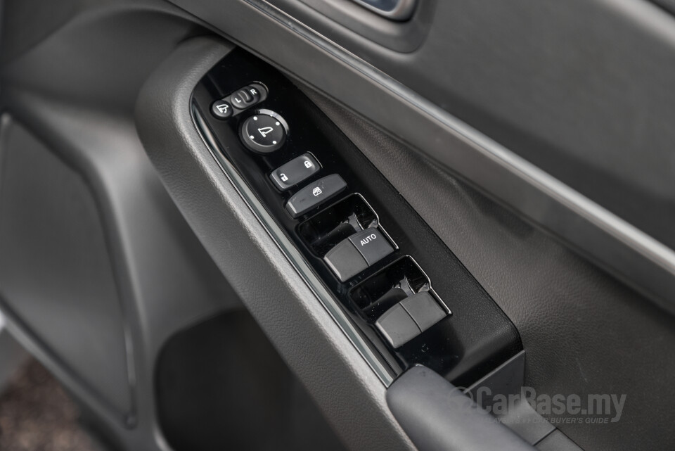 Honda HR-V RV (2022) Interior