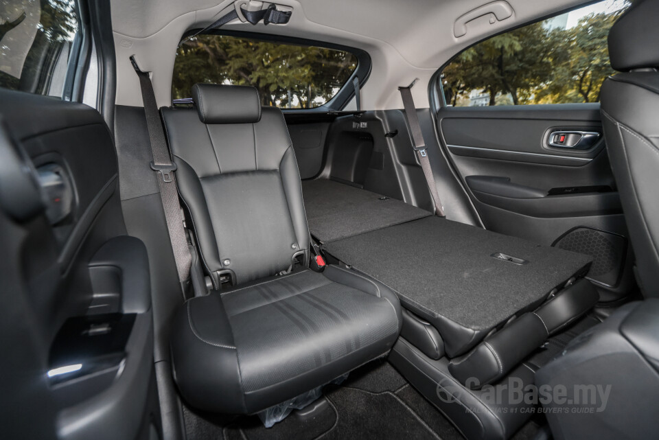 Honda HR-V RV (2022) Interior