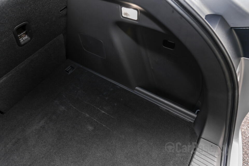 Honda HR-V RV (2022) Interior