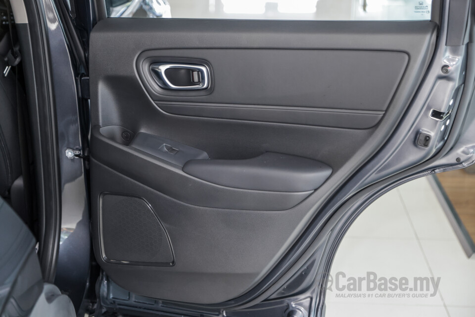 Honda HR-V RV (2022) Interior