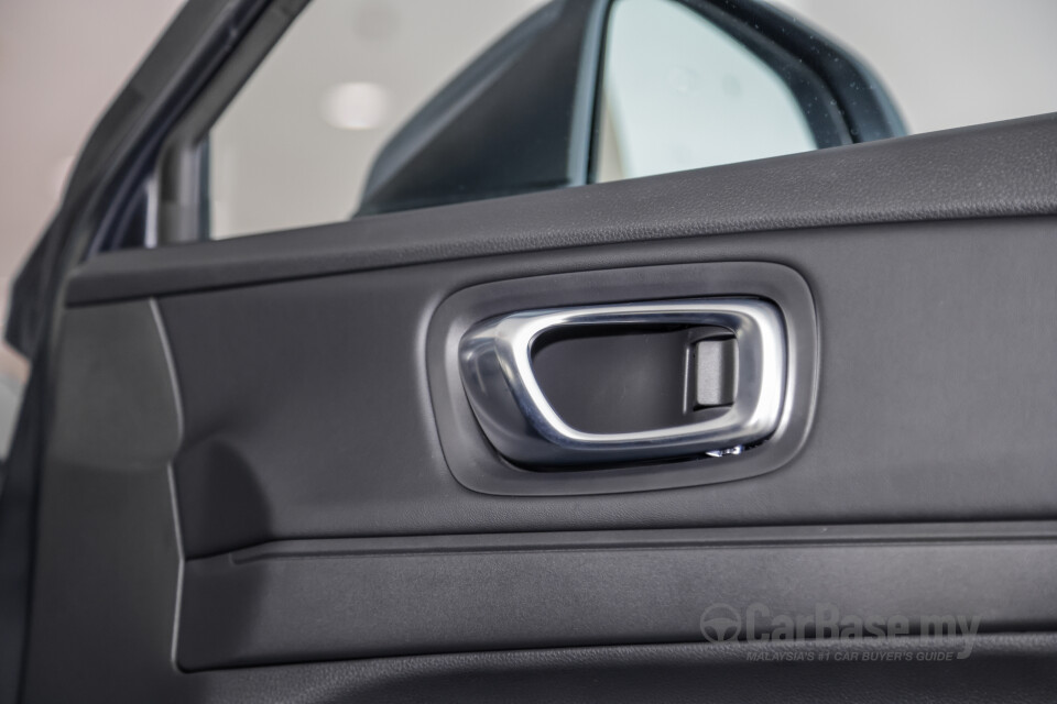 Honda HR-V RV (2022) Interior