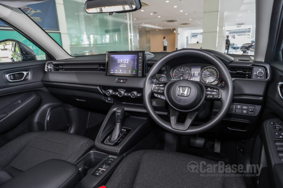 Honda HR-V RV (2022) Interior