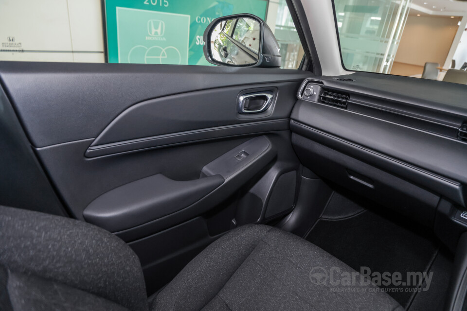 Honda HR-V RV (2022) Interior