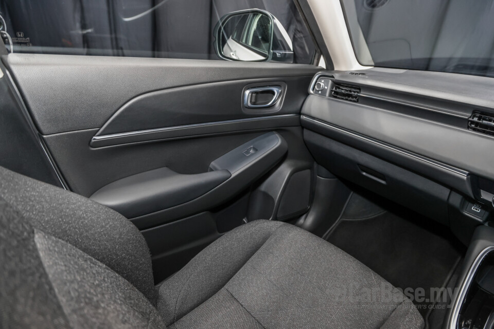 Honda HR-V RV (2022) Interior