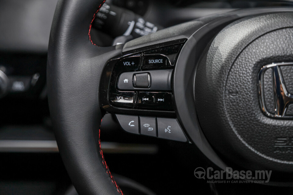 Honda HR-V RV (2022) Interior