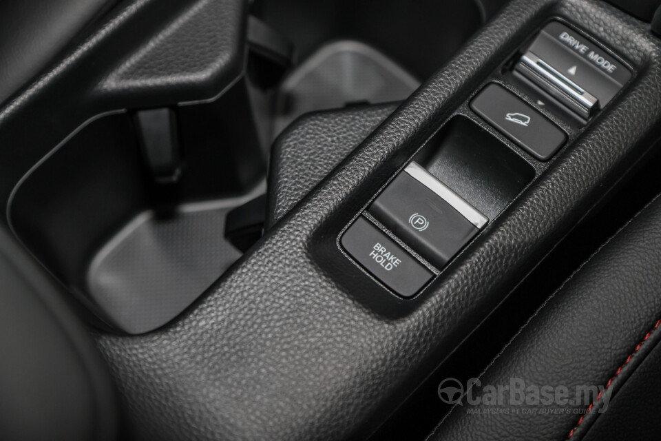 Honda HR-V RV (2022) Interior