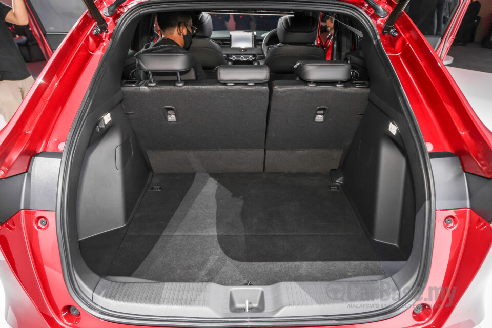 Honda HR-V RV (2022) Interior