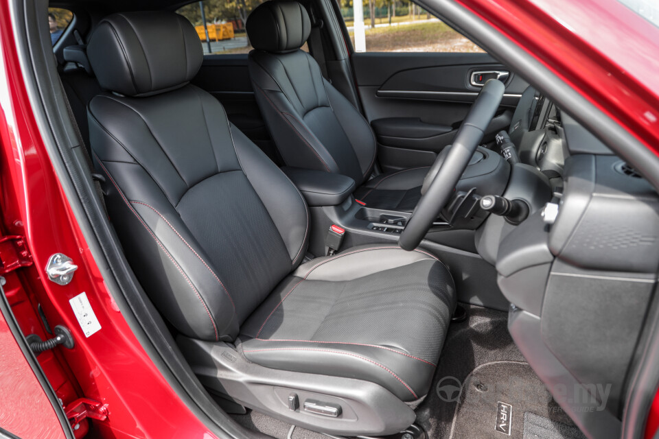 Honda HR-V RV (2022) Interior