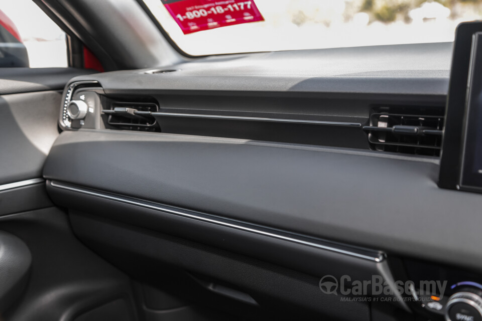 Honda HR-V RV (2022) Interior