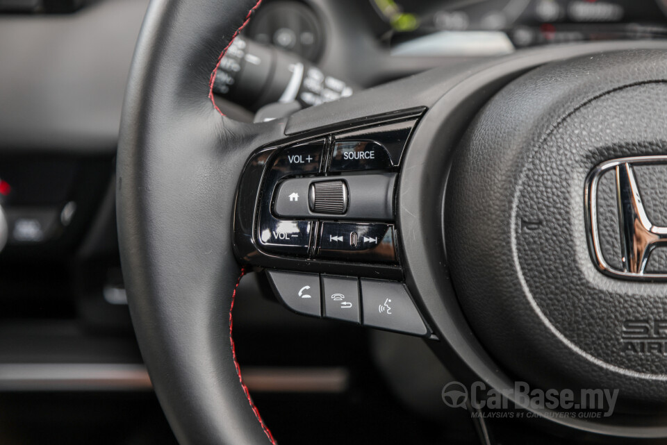 Honda HR-V RV (2022) Interior