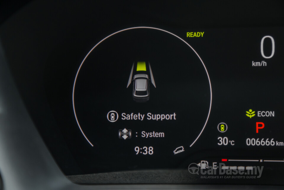 Honda HR-V RV (2022) Interior