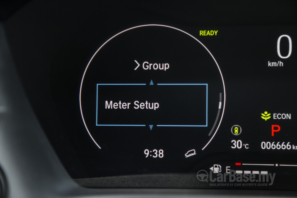Honda HR-V RV (2022) Interior
